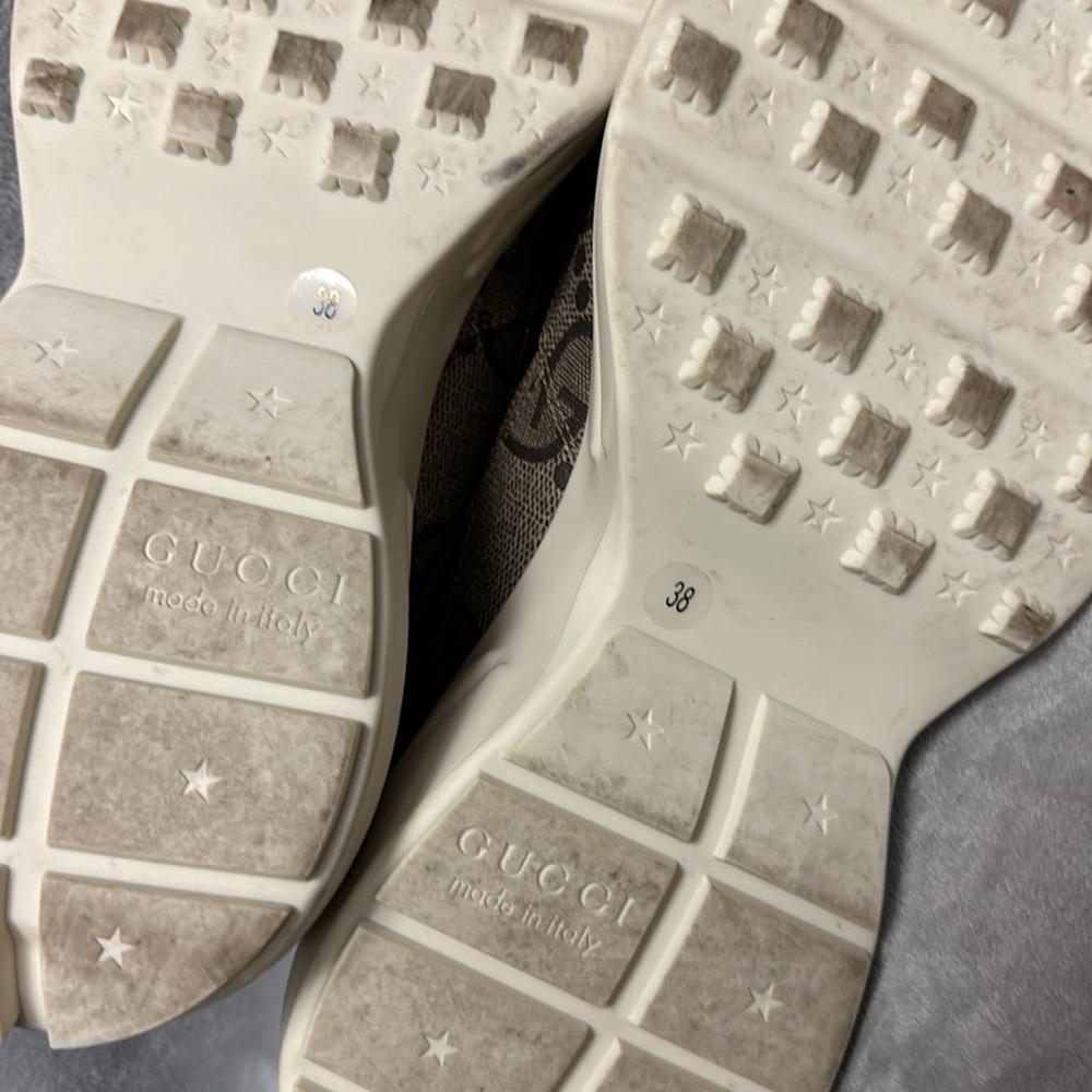 GUCCI Rython Jumbo GG Canvas Sneakers Size 38 - Picture 10 of 11